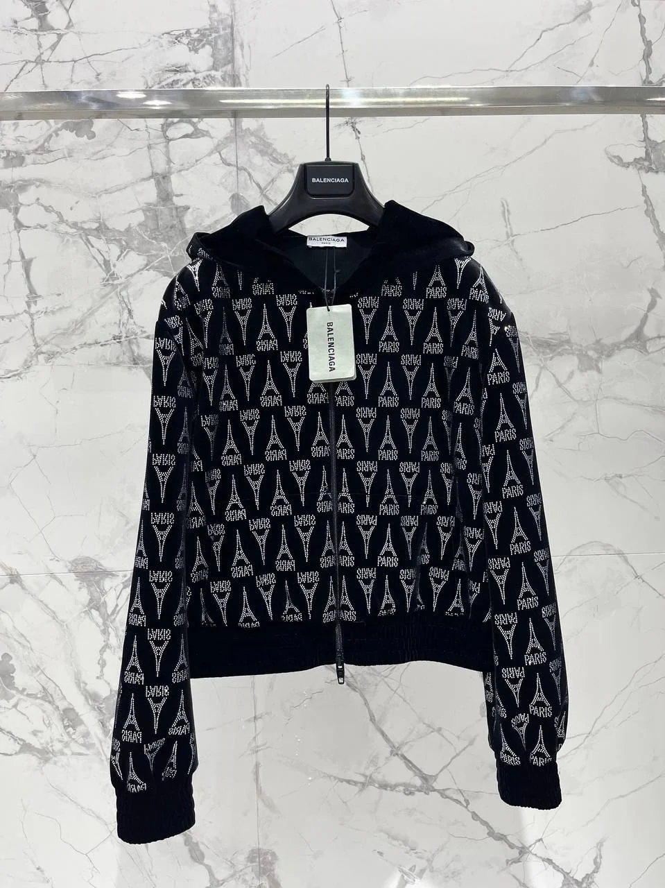 Жіноча кофта - Balenciaga